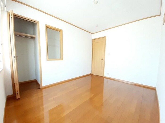 物件内観写真8　(収納)