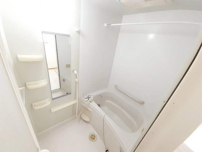 物件内観写真12　(バス／シャワールーム等)