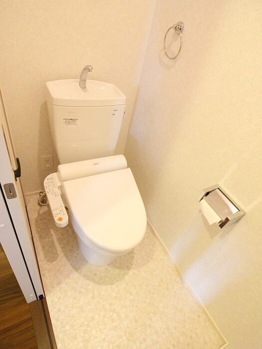 物件内観写真7　(トイレ)