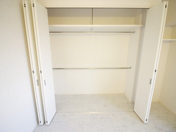 物件内観写真11　(収納)