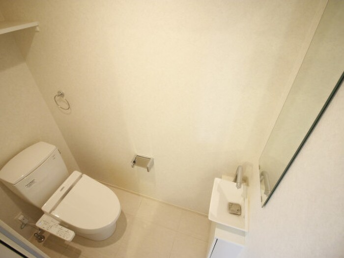 物件内観写真13　(トイレ)