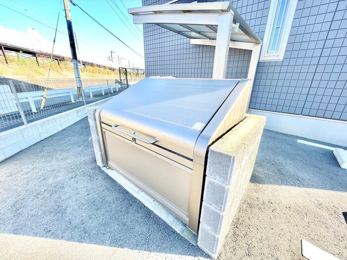 物件外観写真4　(建物設備)