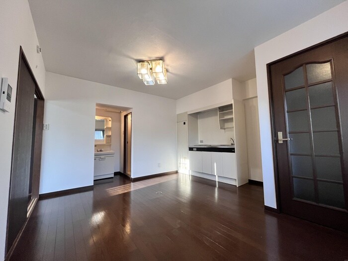 物件内観写真4　(居室)