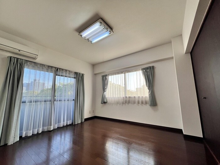 物件内観写真6　(居室)