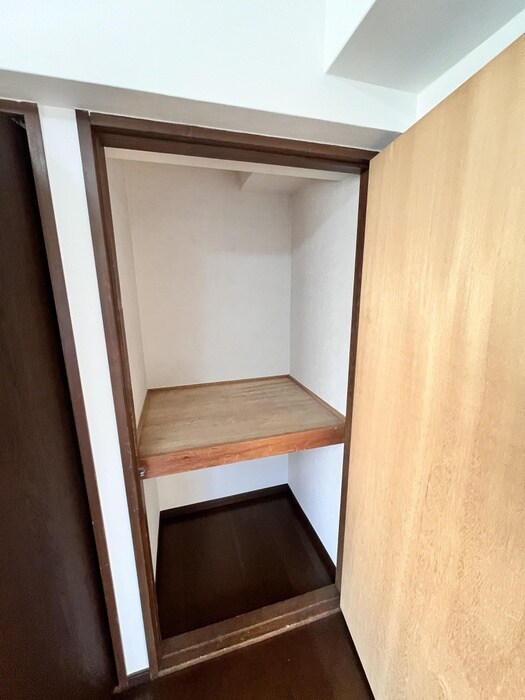 物件内観写真15　(収納)