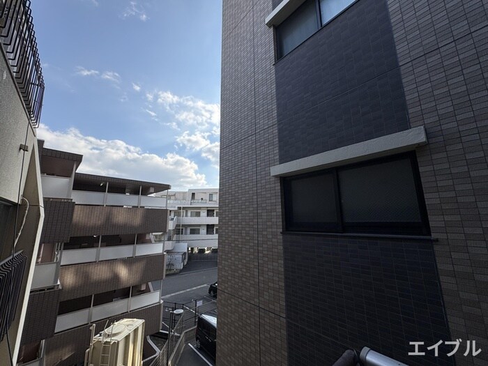 物件内観写真22　(室内からの展望)