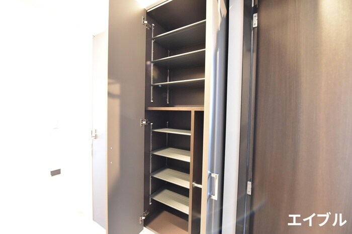 物件内観写真16　(靴箱)