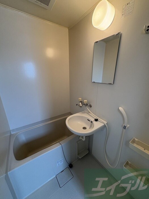 物件内観写真12　(バス／シャワールーム等)