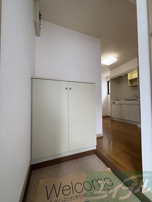 物件内観写真20　(玄関)