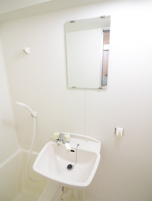 物件内観写真12　(洗面)