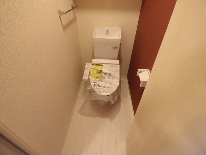 物件内観写真10　(トイレ)