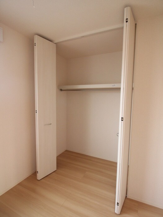 物件内観写真11　(収納)