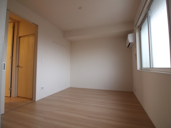 物件内観写真18　(居室)