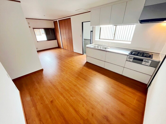 物件内観写真3　(居室)