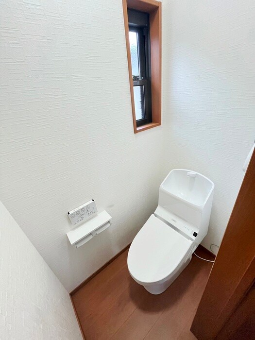 物件内観写真7　(トイレ)