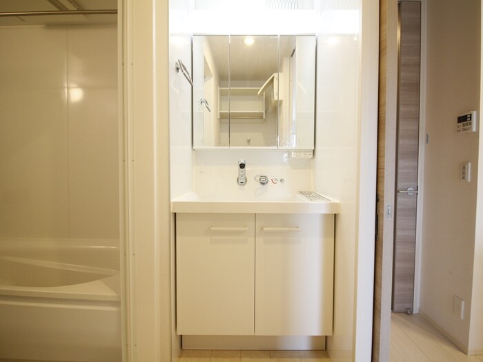 物件内観写真13　(洗面)