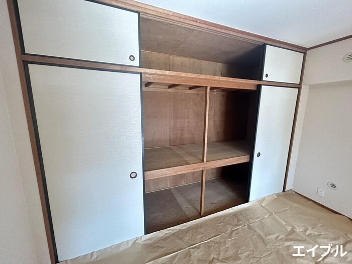 物件内観写真15　(収納)