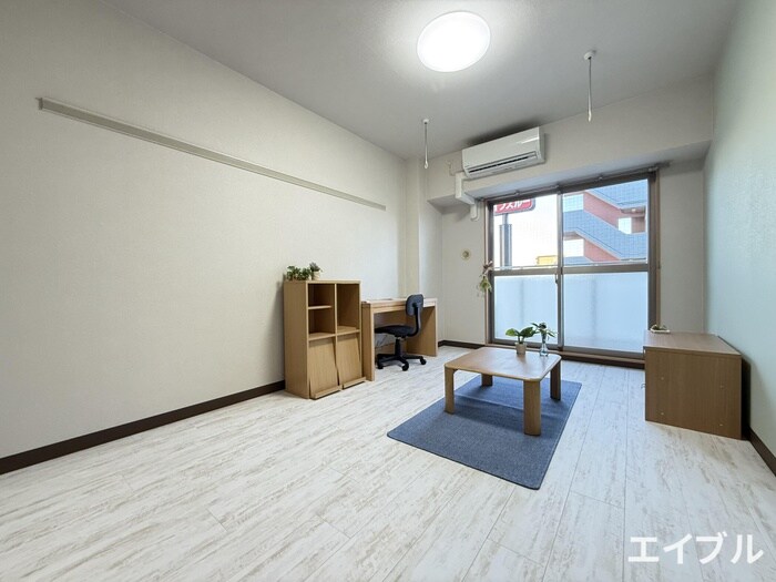 物件内観写真8　(居室)