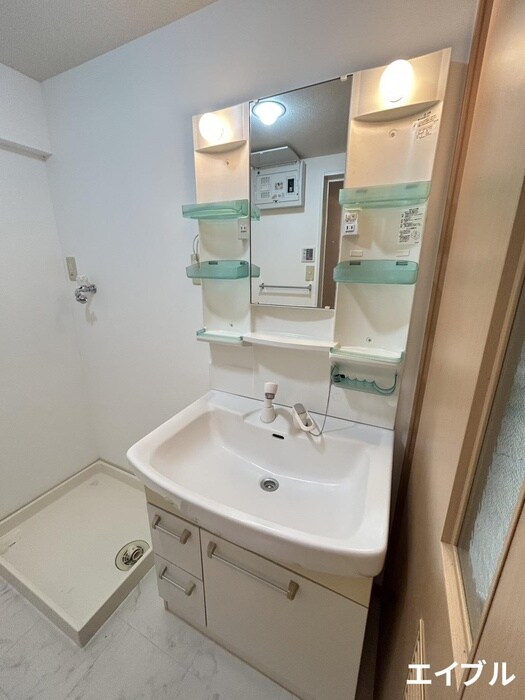 物件内観写真11　(洗面)