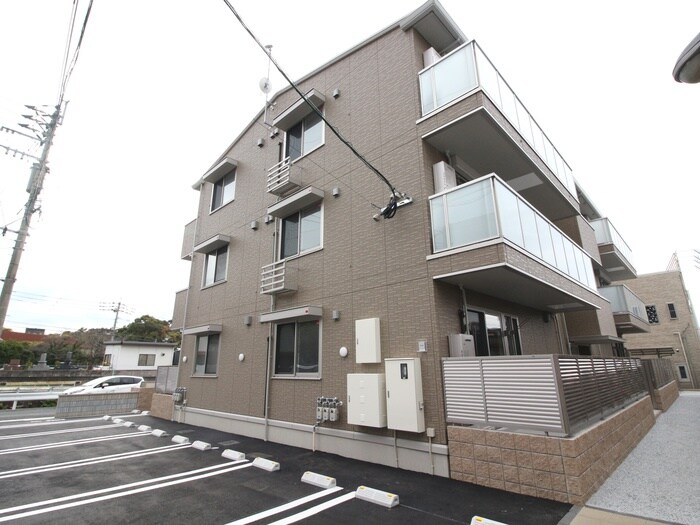 物件外観写真4　(外観写真)