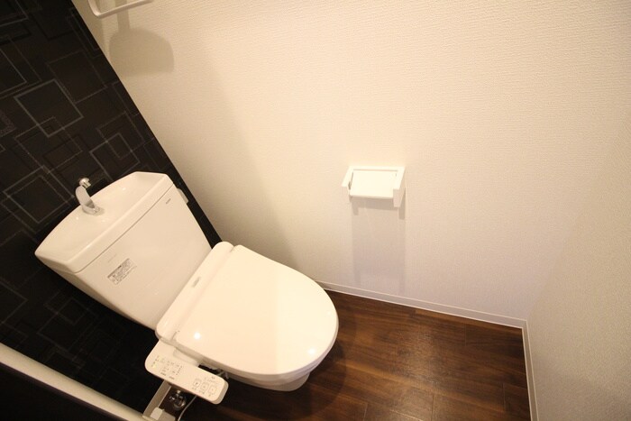 物件内観写真11　(トイレ)