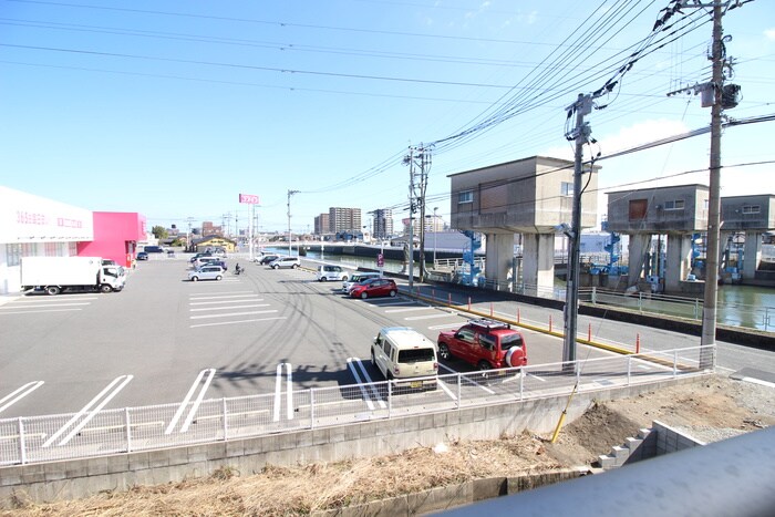 物件内観写真22　(室内からの展望)