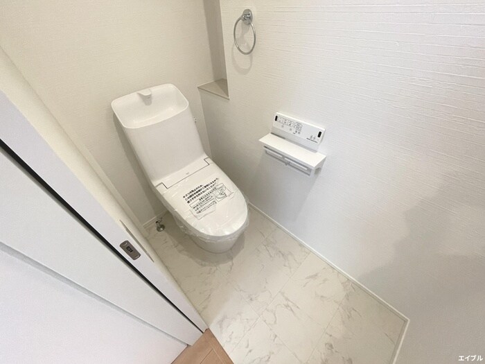 物件内観写真14　(トイレ)