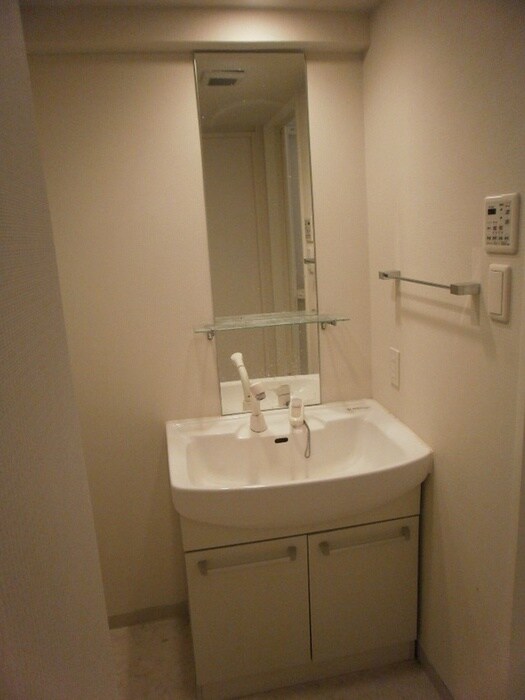 物件内観写真12　(洗面)