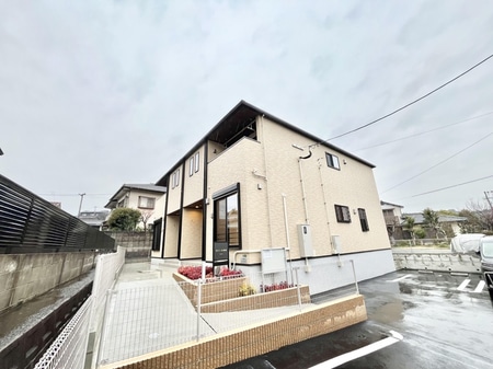 ゼフィール岡垣外観写真