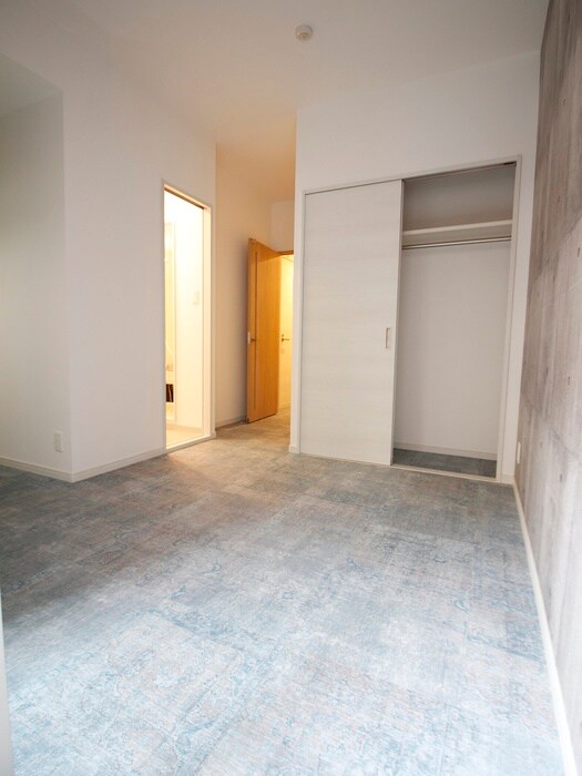 物件内観写真4　(居室)