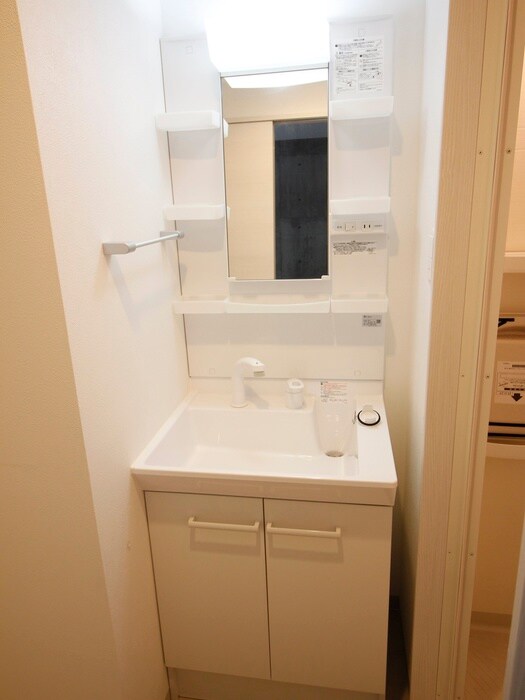 物件内観写真6　(洗面)