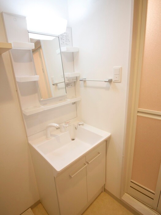 物件内観写真6　(洗面)