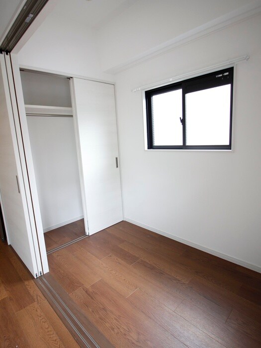 物件内観写真13　(居室)