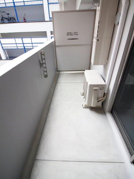 物件内観写真16　(ベランダ・バルコニー)