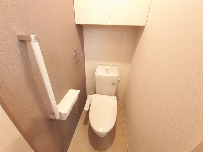 物件内観写真11　(トイレ)