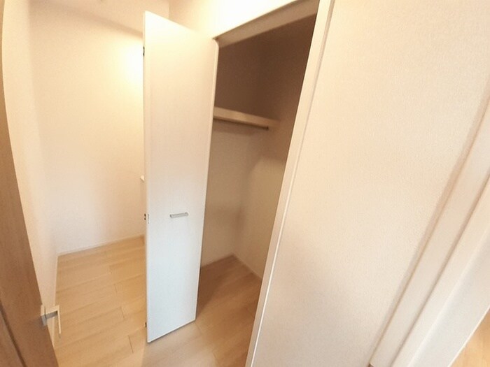 物件内観写真16　(収納)