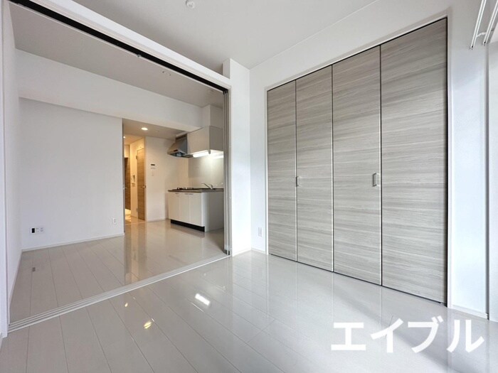 物件内観写真3　(居室)