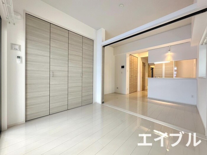 物件内観写真3　(居室)