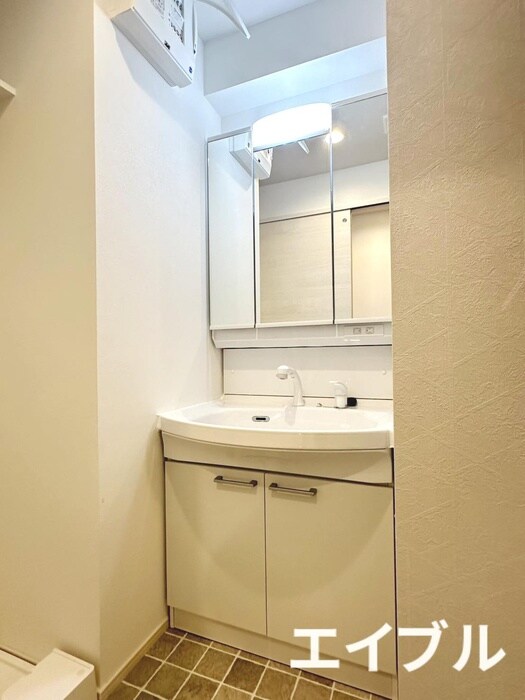 物件内観写真8　(洗面)