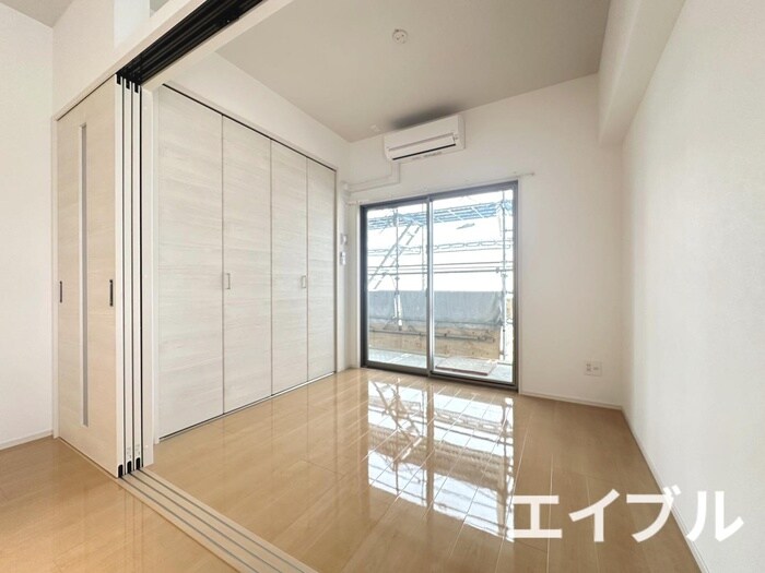 物件内観写真13　(居室)