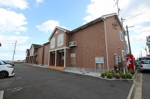 ソレーユ上曽根A棟外観写真