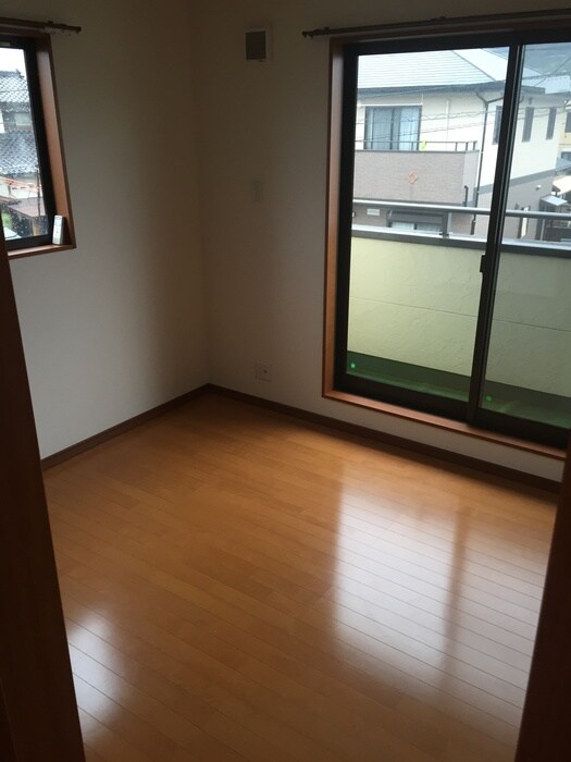 物件内観写真10　(居室)