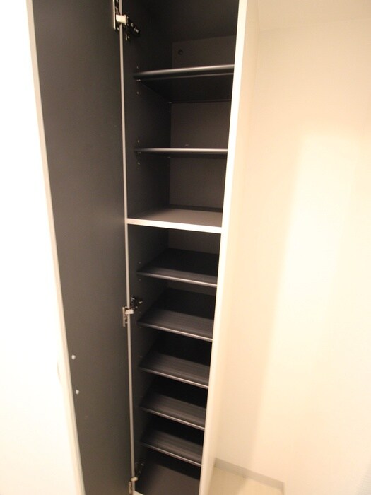 物件内観写真16　(靴箱)