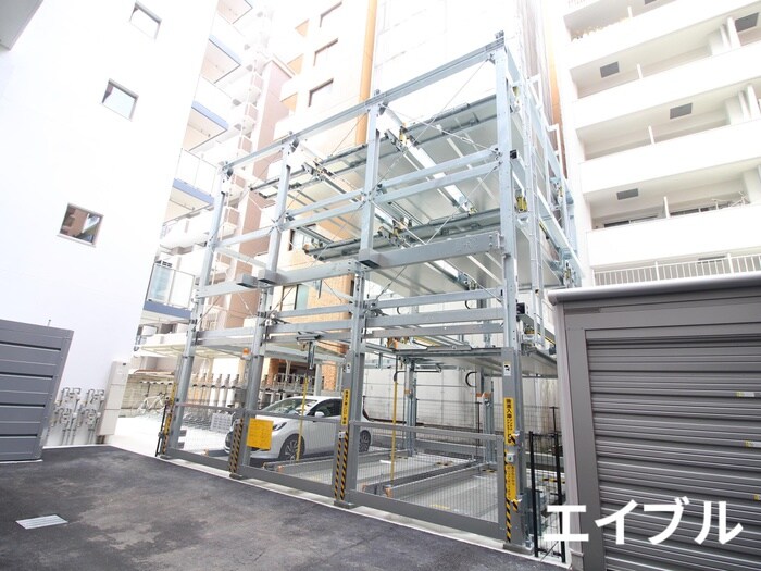 物件外観写真4　(駐車場)