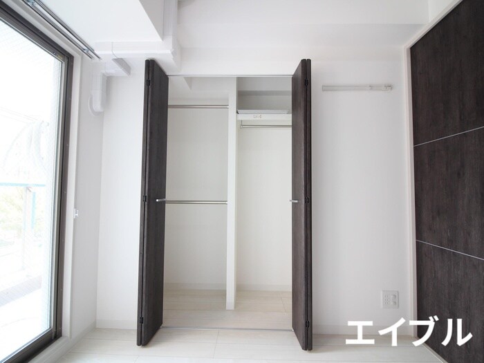 物件内観写真15　(収納)