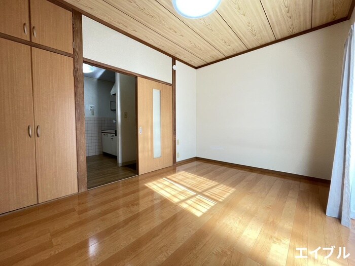 物件内観写真11　(居室)