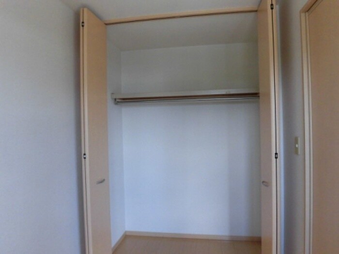 物件内観写真10　(内観写真)