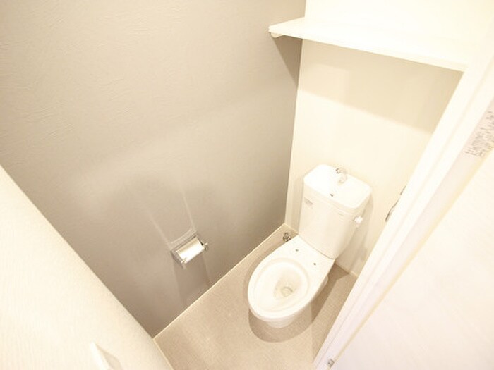 物件内観写真11　(トイレ)