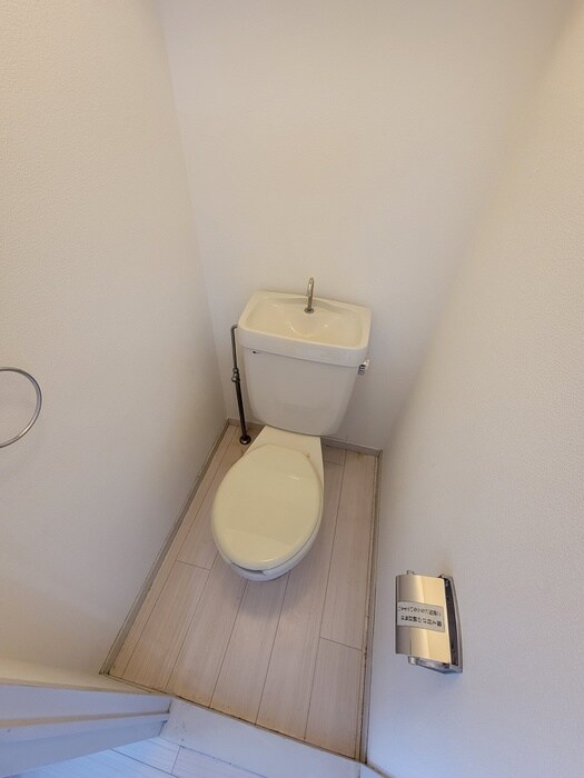 物件内観写真10　(トイレ)