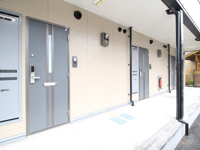 物件外観写真3　(その他)